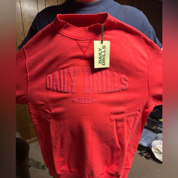 NWT Daily Drills Sweatshirt - Picture 2 of 2